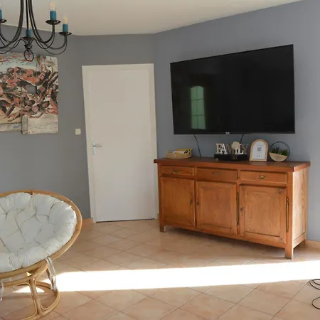 펜션 Maison Au Calme Avec Jardin & Etang 25 Min Du Puy Du F Le May-sur-Evre