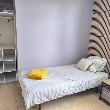 Vakantiehuis Maison Etang, Cholet, Puy Du F, Touristes, Ouvriers, Commerciaux Le May-sur-Evre