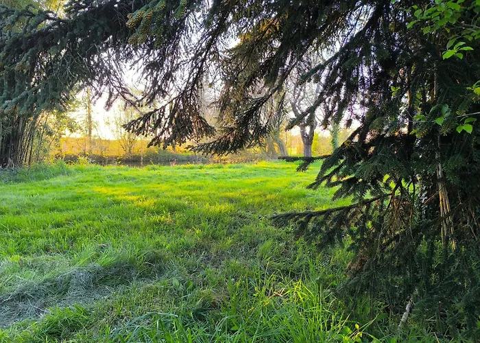 Maison Au Calme Avec Jardin & Etang 25 Min Du Puy Du F *
