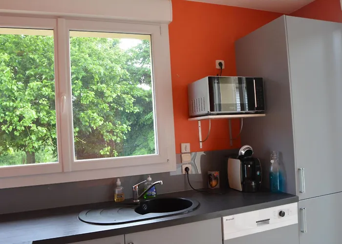 Maison Au Calme Avec Jardin & Etang 25 Min Du Puy Du F