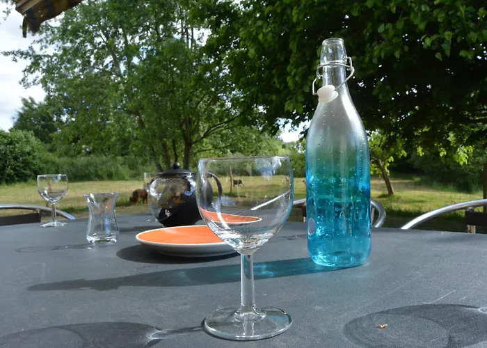 Maison Au Calme Avec Jardin & Etang 25 Min Du Puy Du F Le May-sur-Evre