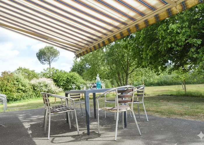 Maison Au Calme Avec Jardin & Etang 25 Min Du Puy Du F Ferienhaus Le May-sur-Evre